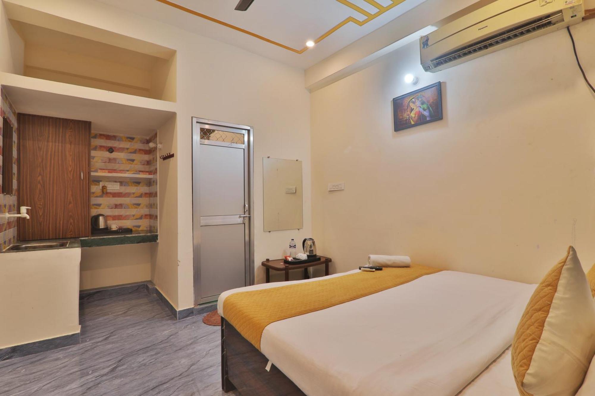Hotel Ramayan Inn Free Pickup From Ayodhya Dham Junction Extérieur photo