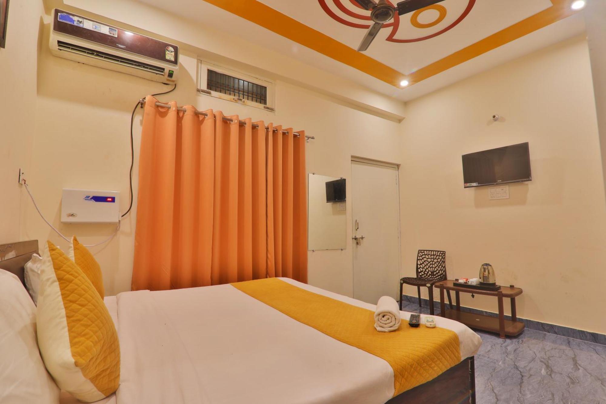 Hotel Ramayan Inn Free Pickup From Ayodhya Dham Junction Extérieur photo