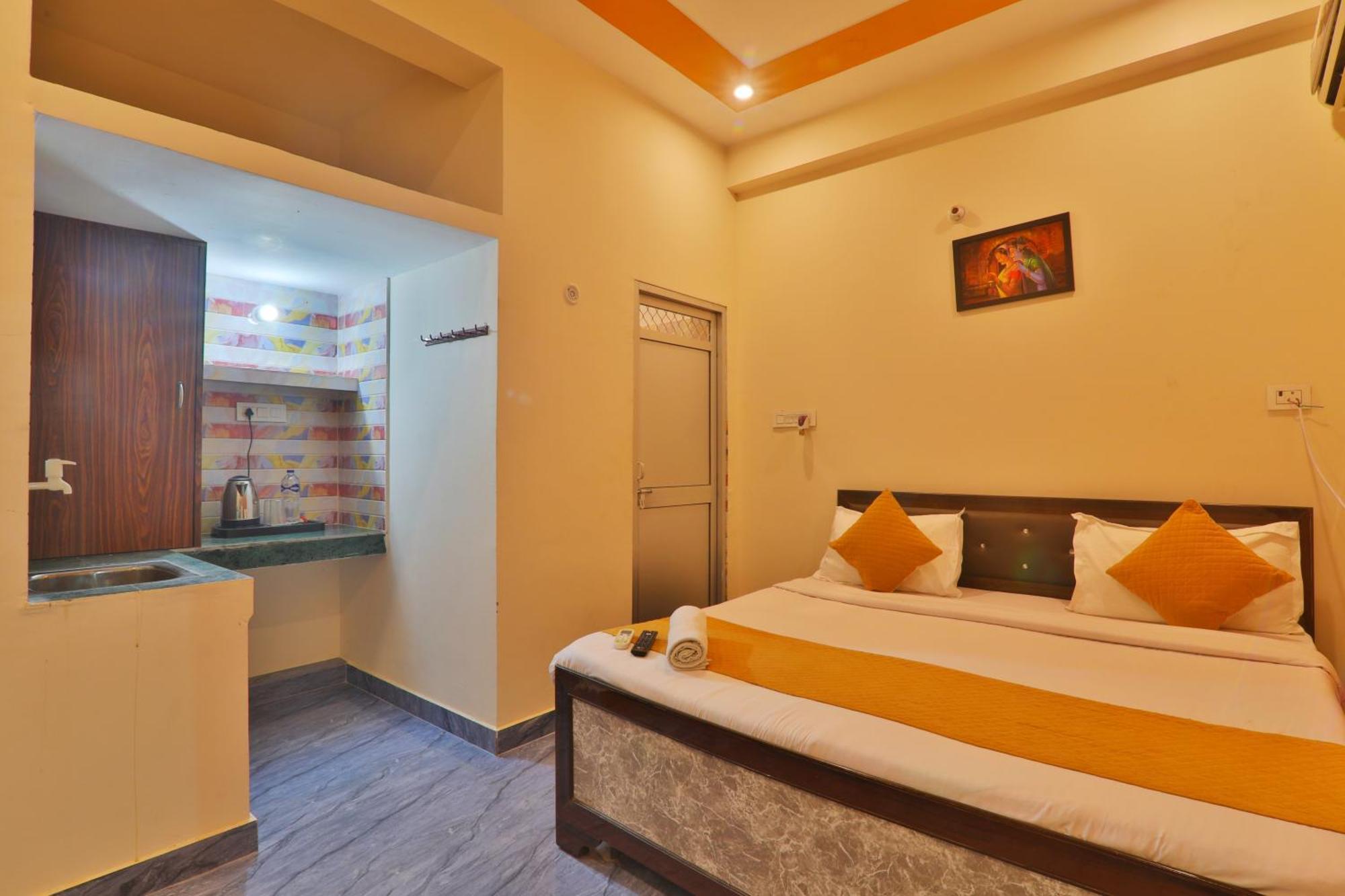 Hotel Ramayan Inn Free Pickup From Ayodhya Dham Junction Extérieur photo